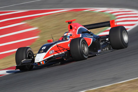 Kevin Magnussen i Carlins Formel Renault 3.5 på Circuit de Catalunya
(Foto: PhotoPellegrini)